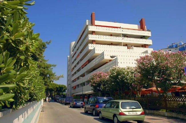 Condominio Luna 1 利尼亚诺萨比亚多罗 外观 照片